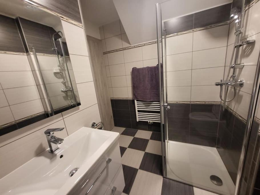 Jack Apartments Maribor Buitenkant foto
